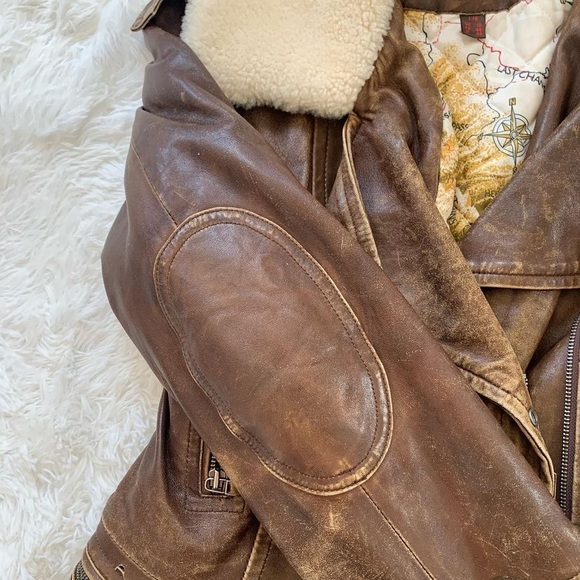 🤎SOLD! Thank you! 🤎 Vintage Leather Jacket - Picture 3 of 7